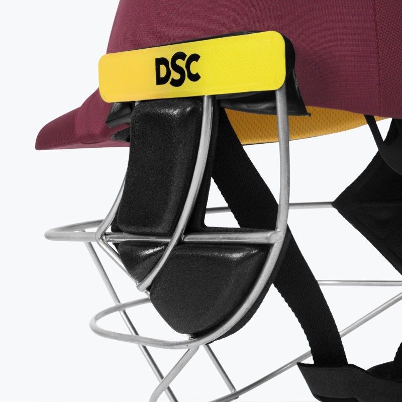 DSC Avenger Pro 2.0 Cricket Helmet, Maroon, Large DSC Avenger Pro 2.0 Cricket Helmet, Maroon, Large