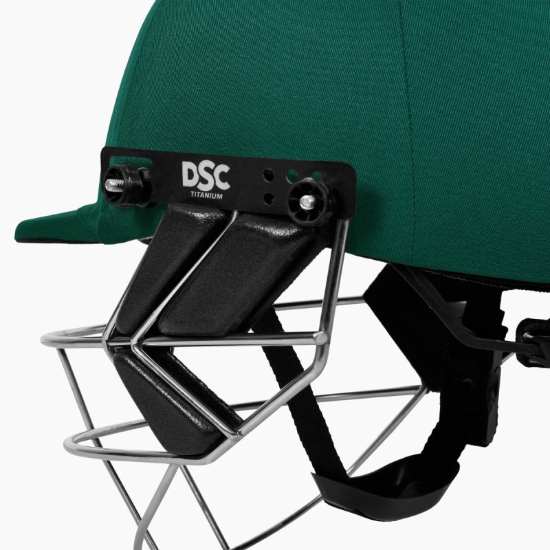 DSC Fort 44 Lite Titanium Cricket Helmet, Green, Large DSC Fort 44 Lite Titanium Cricket Helmet, Green, Large
