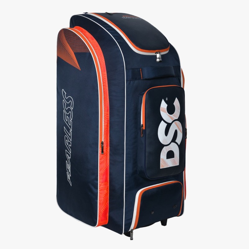 DSC Krunch Team Duffle Wheelie Cricket Bag DSC Krunch Team Duffle Wheelie Cricket Bag