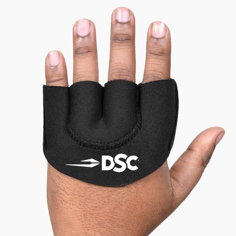 DSC Protakt Fielding Gloves DSC Protakt Fielding Gloves