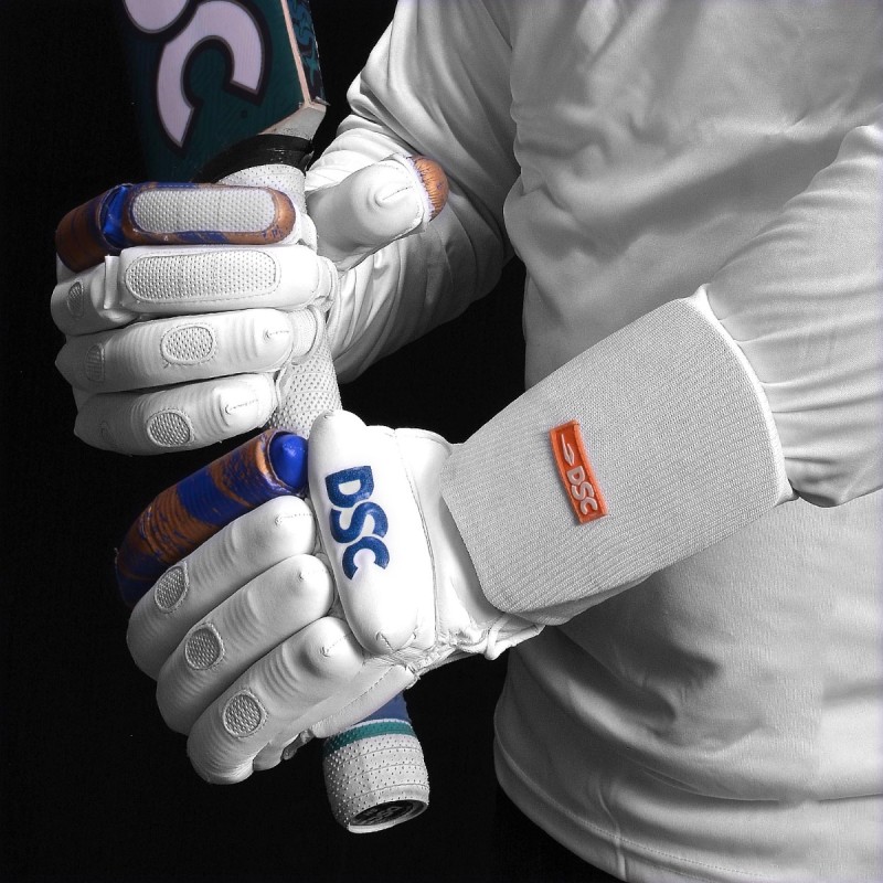 DSC Shield-X Arm Guard Mens, White DSC Shield-X Arm Guard Mens, White