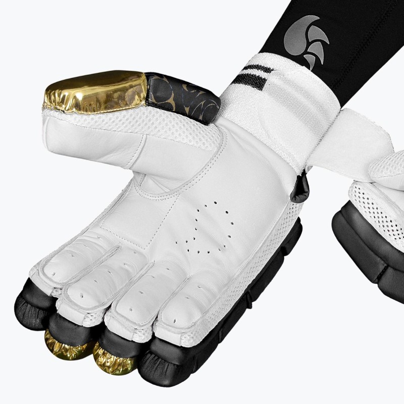 DSC Strike 20/20 Batting Gloves (Black) DSC Strike 20/20 Batting Gloves (Black)