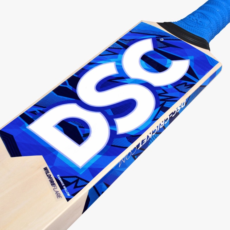 DSC Wildfire Flare Tennis Bat DSC Wildfire Flare Tennis Bat