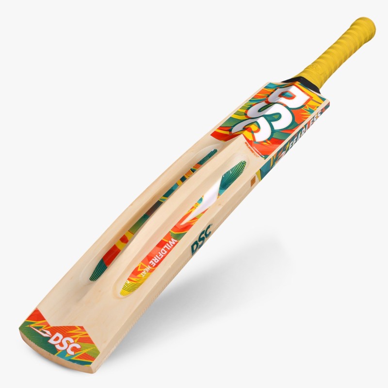 DSC Wildfire Heat Tennis Bat DSC Wildfire Heat Tennis Bat