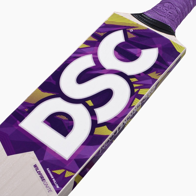 DSC Wildfire Ignite Tennis Bat DSC Wildfire Ignite Tennis Bat