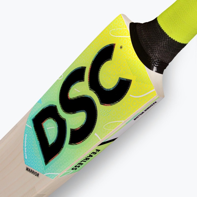 DSC Wildfire Warrior Tennis Bat DSC Wildfire Warrior Tennis Bat