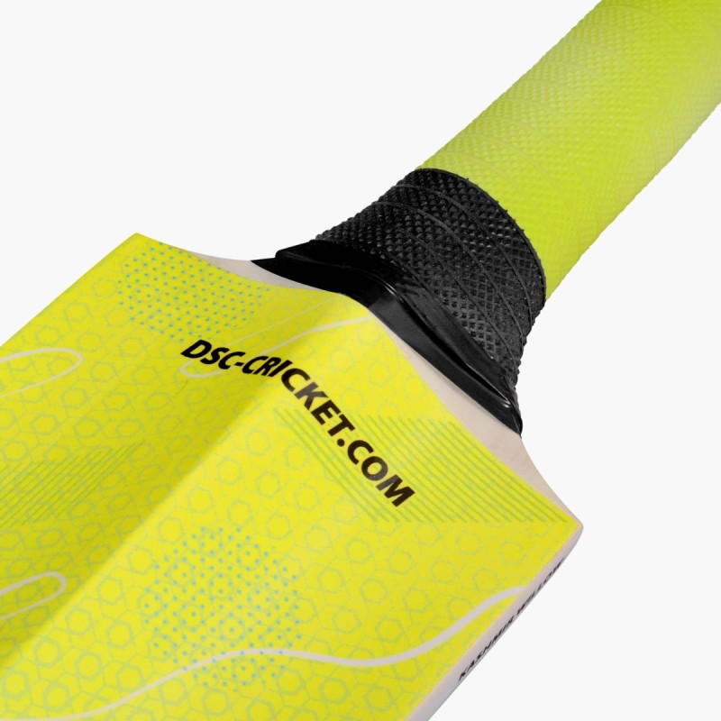 DSC Wildfire Warrior Tennis Bat DSC Wildfire Warrior Tennis Bat