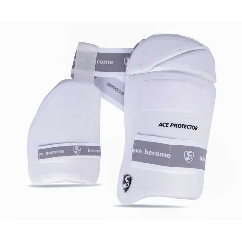 SG Ace Protector Combo Black Wicket Keeping Pad SG Ace Protector Combo Black Wicket Keeping Pad