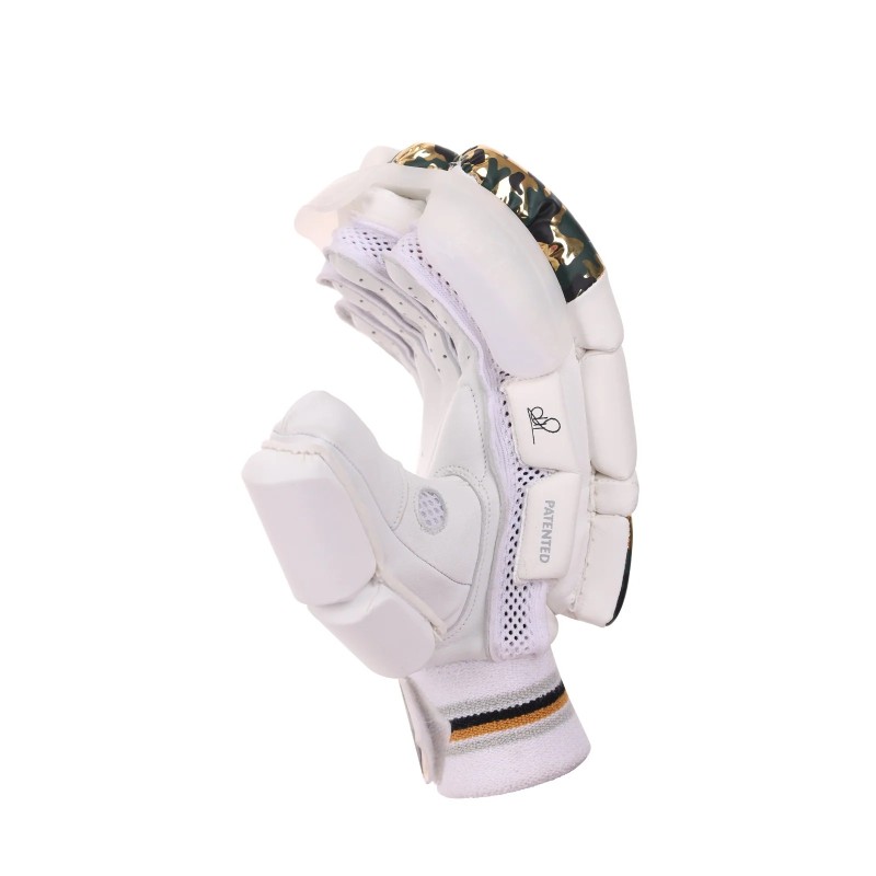 SG HP Armour Batting Gloves SG HP Armour Batting Gloves