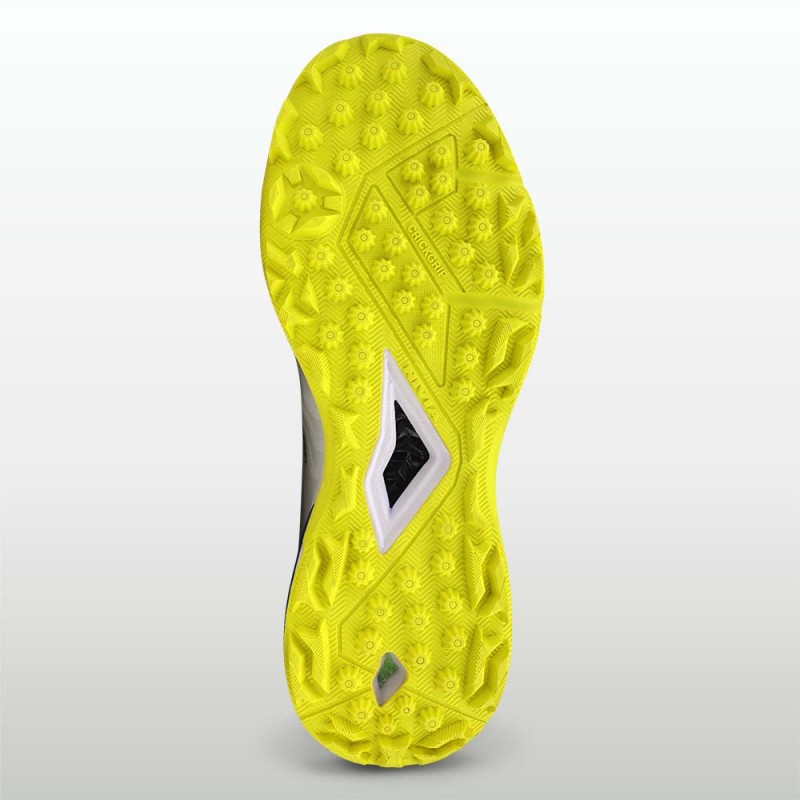 Nivia Crick - 500 2.0 Shoe - White/Yellow Nivia Crick - 500 2.0 Shoe - White/Yellow