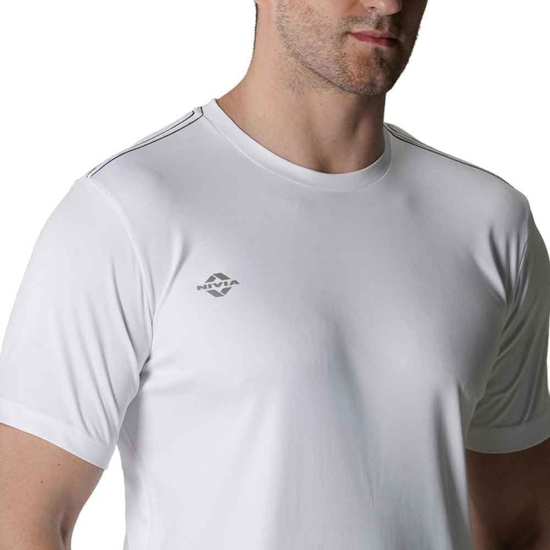 Nivia Hydra-1 Round Tee - Red Nivia Hydra-1 Round Tee - Red