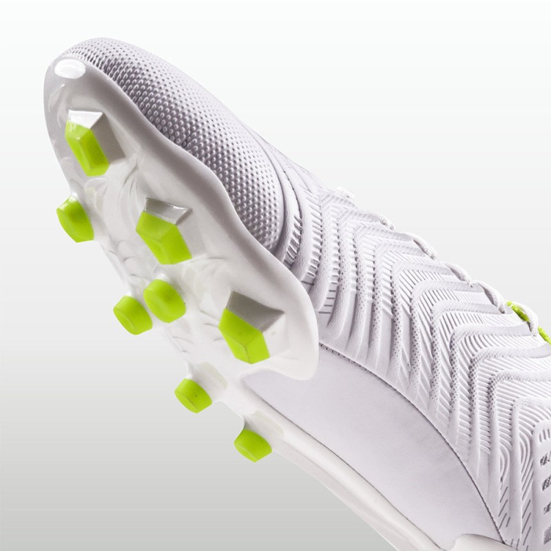 Nivia Safari 2.0 Football Stud - White/Green
