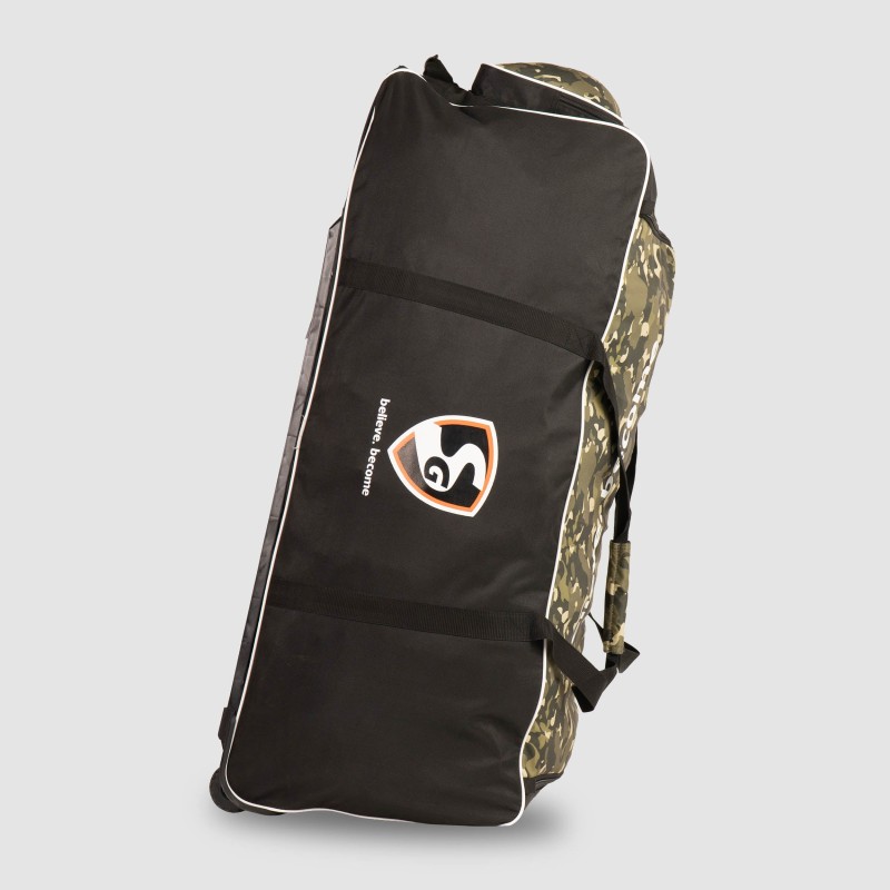SG Blazepak Holdall Wheelie Cricket Kit Bag SG Blazepak Holdall Wheelie Cricket Kit Bag