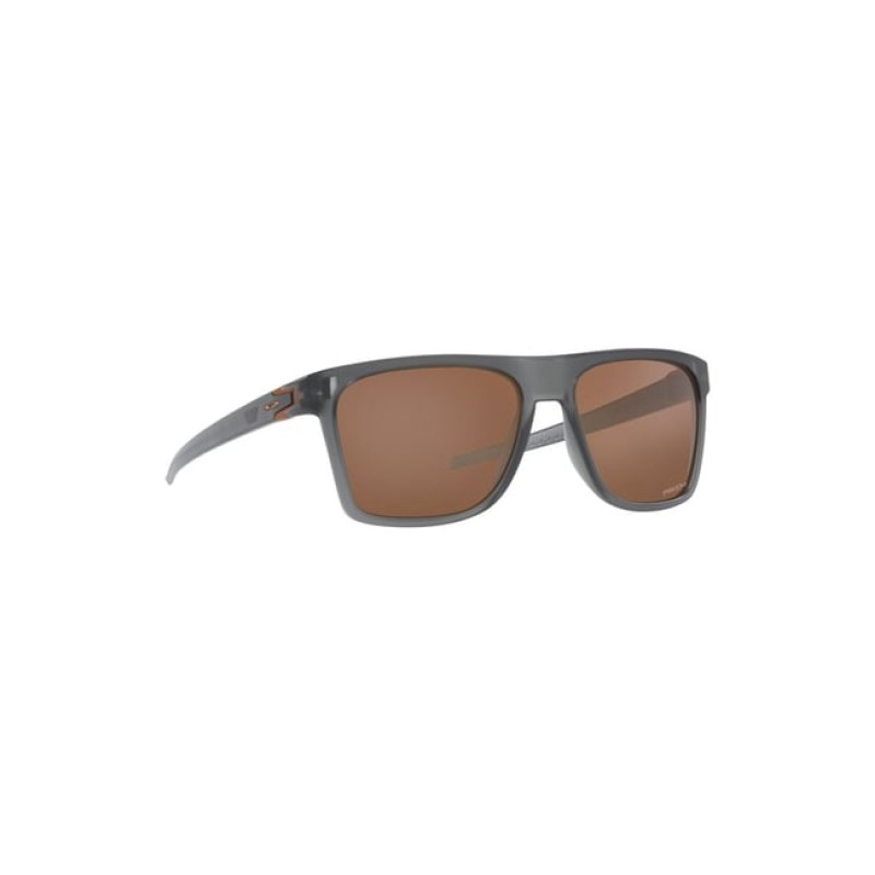 Oakley Brown UV Protection Rectangular Sunglasses for Men Oakley Brown UV Protection Rectangular Sunglasses for Men
