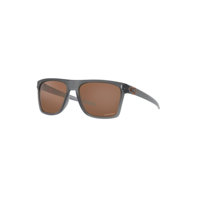 Oakley Brown UV Protection Rectangular Sunglasses for Men Oakley Brown UV Protection Rectangular Sunglasses for Men