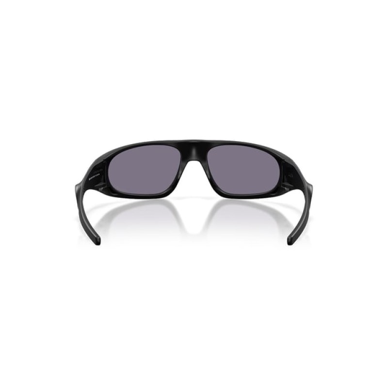 Oakley Grey UV Protection Oval Unisex Sunglasses Oakley Grey UV Protection Oval Unisex Sunglasses